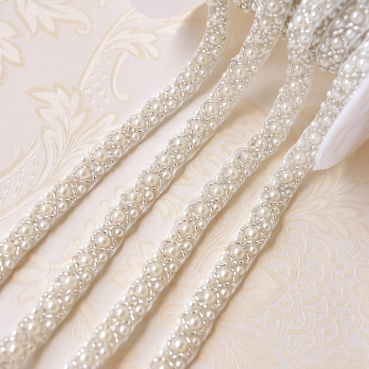 TEMU 1 mètre de ruban de dentelle perlée pour appliqué de couture de robe de mariée, 1 cm de large