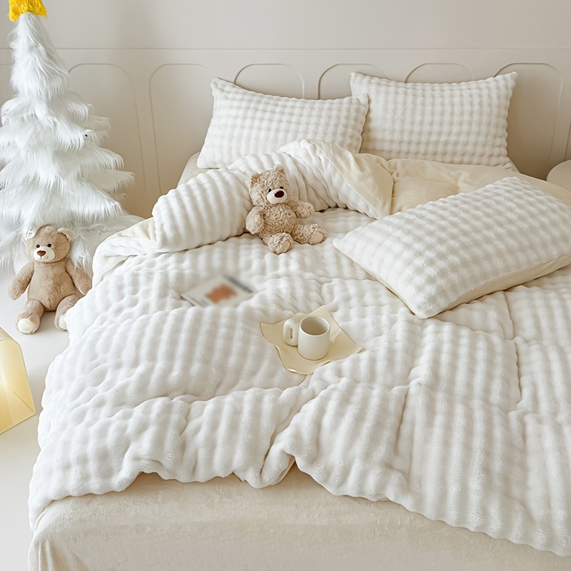 3pcs Bubble Bunny Plush Set: 1 Duvet Cover And 2 Pillowcases, 240g Bubble Plush And 130g