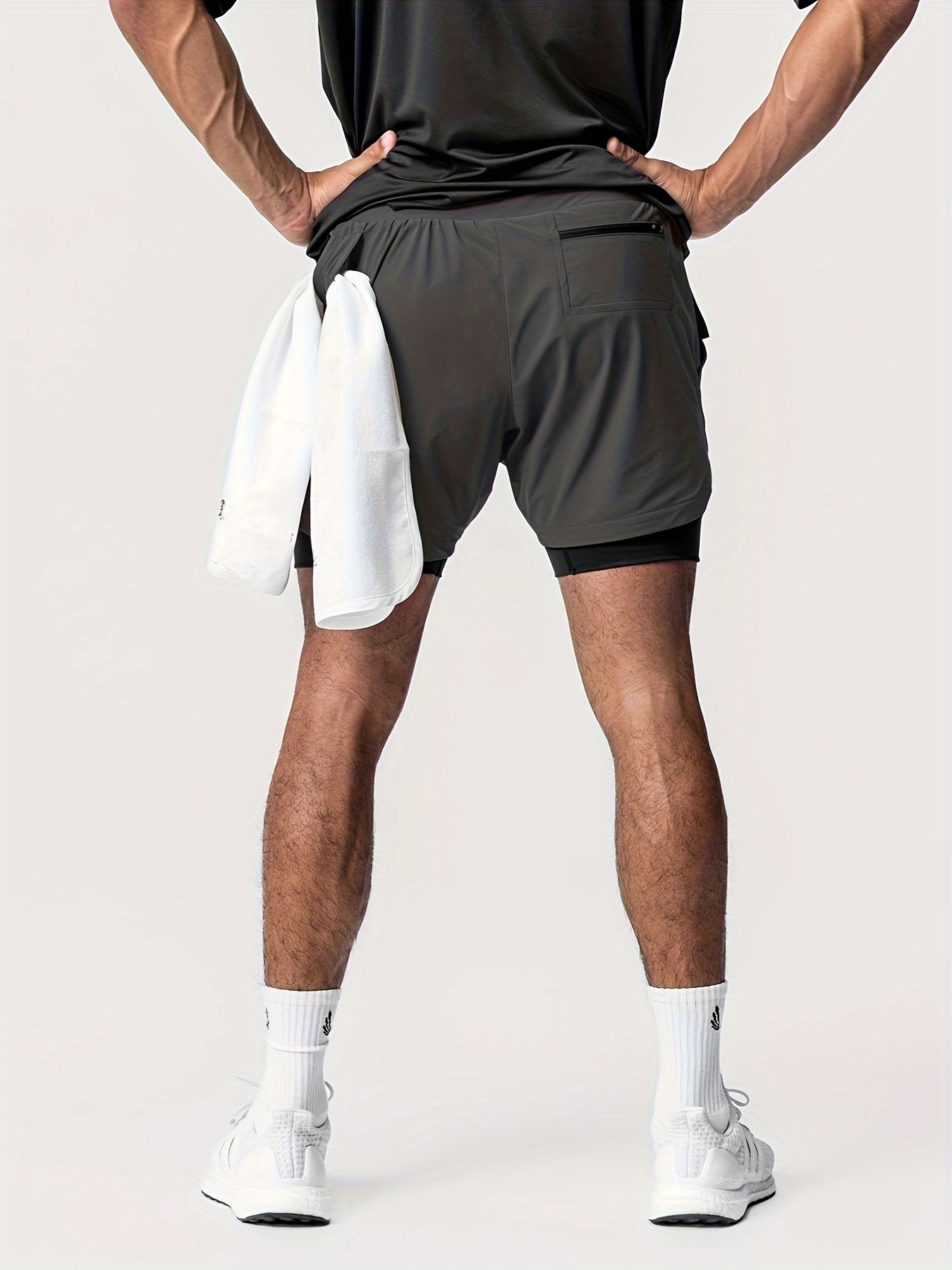 Men'S Quick-Dry Shorts for Sports, Running, And Marathons, Designed for Short Sprints And American-Style Workouts, Featuring a Liner And a Length That Doesn'T Go Past The Knees