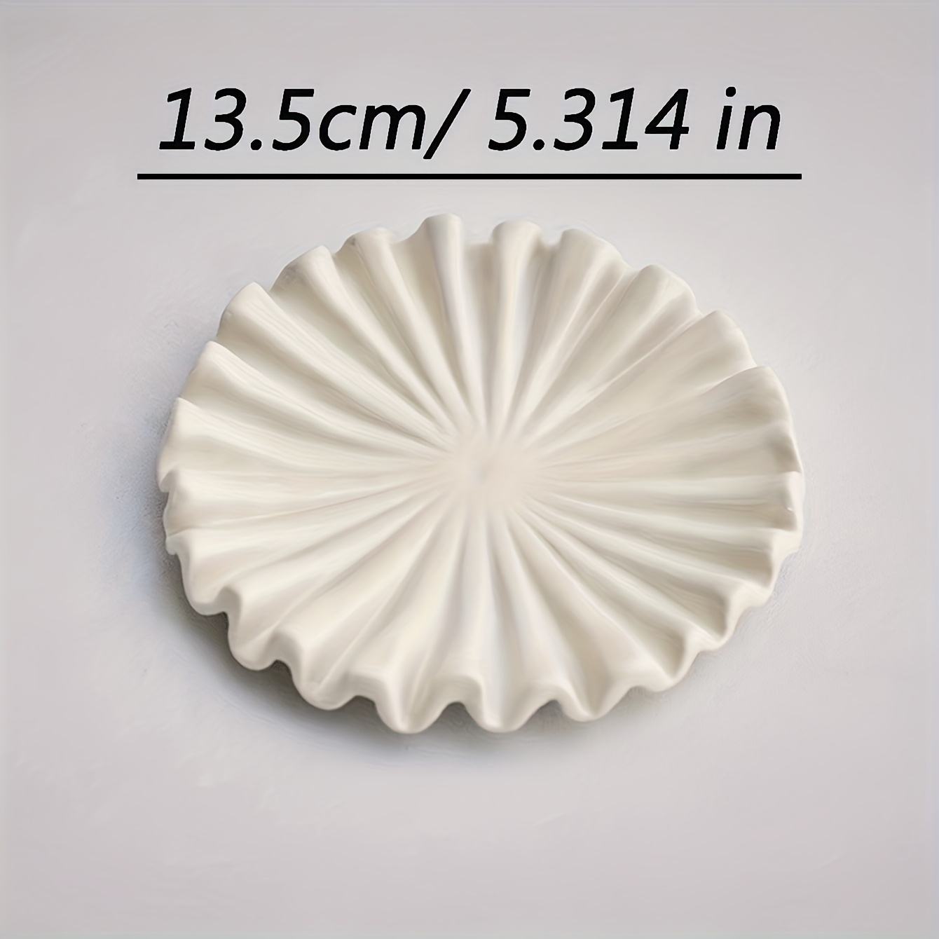 Image of 1pc Nordic Style Ceramic Wave Ornament Tray, Ins-style Home Ceramic Decorative Piece, Home Bedroom Ornament Decoration, Holiday Gift, Birthday Greeting, Gift For Boyfriend, Girlfriend