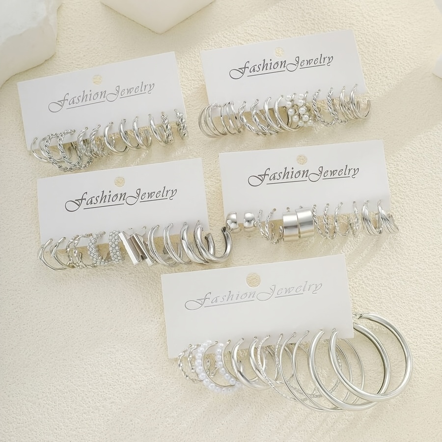 Random 24pcs Elegant, Exquisite, and Gorgeous Style Face-shaping O-hoop Twisted Heart-shaped Geometric Square Hollow Tubular C-shaped Ring-style Women's Fashion Earrings for Parties, Dates, Gatherings, Gifting, and Everyday Versatile Wear