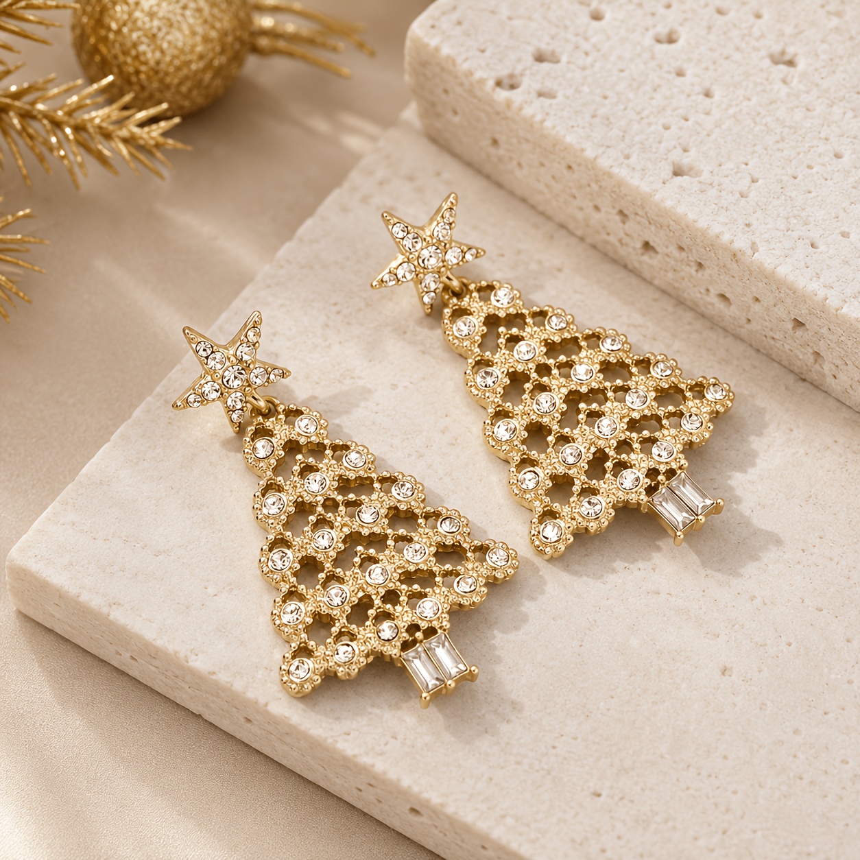 TEMU Women' Plated Star & Christmas Tree Dangle Earrings - Studs With Tree, Elegant Suitable For Christmas Party Jewelry Gift, Wear, Coated Statement