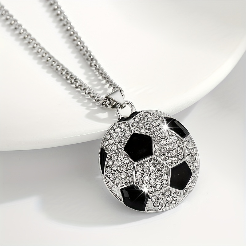 E-shop 1 Stück Modischer Neuer Fußball-Anhänger Halskette, Europäischer Amerikanischer Sportstil, Mit Strass-Tropfenöl-Handwerkskunst, Geeignet für den