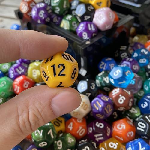 カラー 10個セット アクリル製 12面体 d12 カラー 透明パールテクスチャー 卓上ゲーム エンターテイメント パーティー diy 多機能ダイス