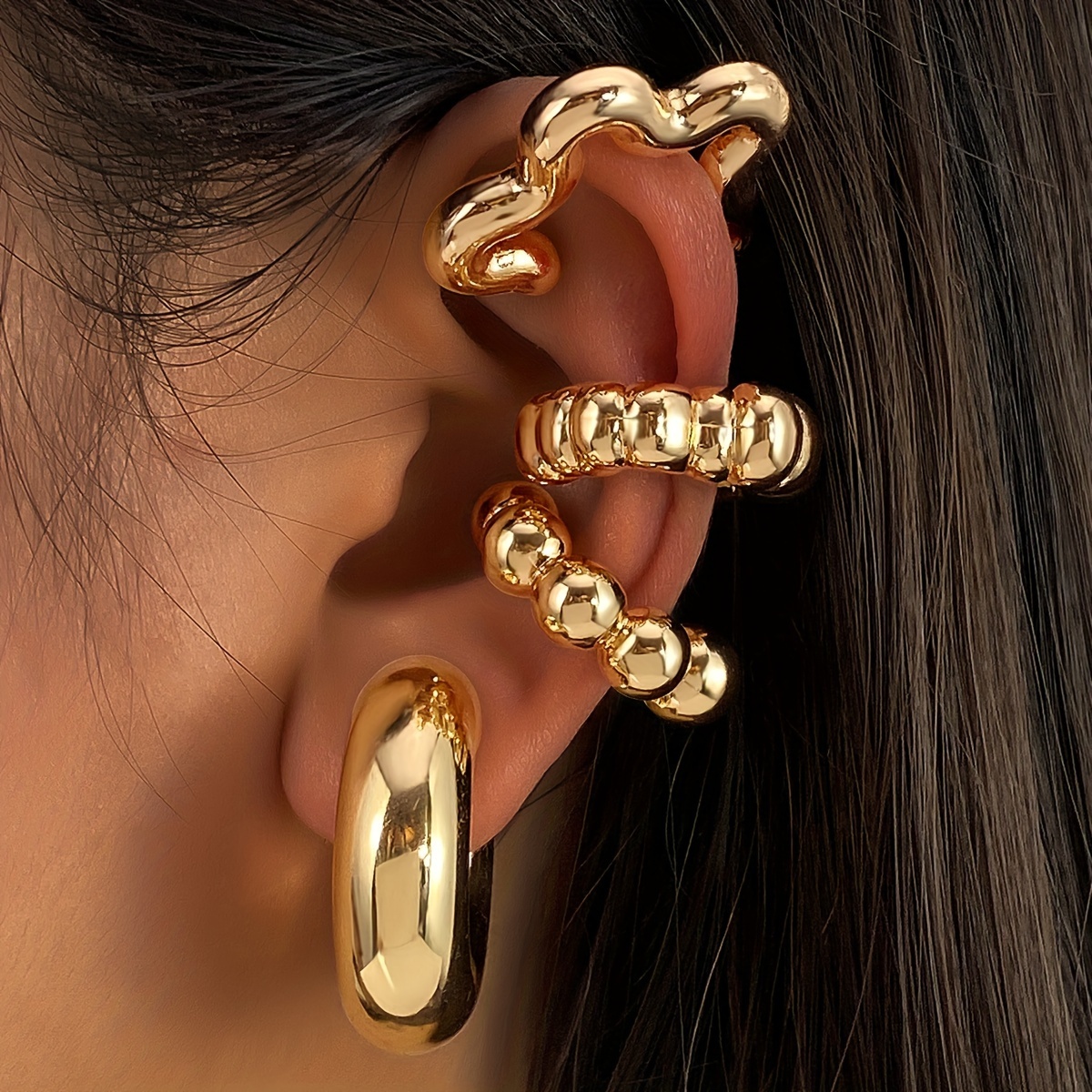 

Set Of 4 Exaggerated Hip-hop Golden Earrings With A Glossy And Smooth Surface, Featuring Irregular -shaped Beads In A Circular C-shape, Women's Parties, Dates, And Gifts Without The Need For Piercing.