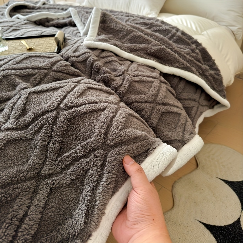 soft and comfortable   blanket thickened warm blanket suitable for napping   universal fleece blanket office nap sofa cover student   camping machine washable bed blanket bed cover cuddly blanket good quality blankets plaid throw for sofa bed cover blanket sofa blanket double person blanket blankets and covers for sofa soft padded blankets bed cover for bedroom warm winter blanket blanket for sofa daily bed cover double bed blanket throw Product details 3