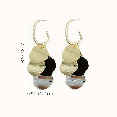 1pair retro golden and black round flat tassel pendant earrings suitable for women banquet party womens jewelry exquisite gifts for girls and women