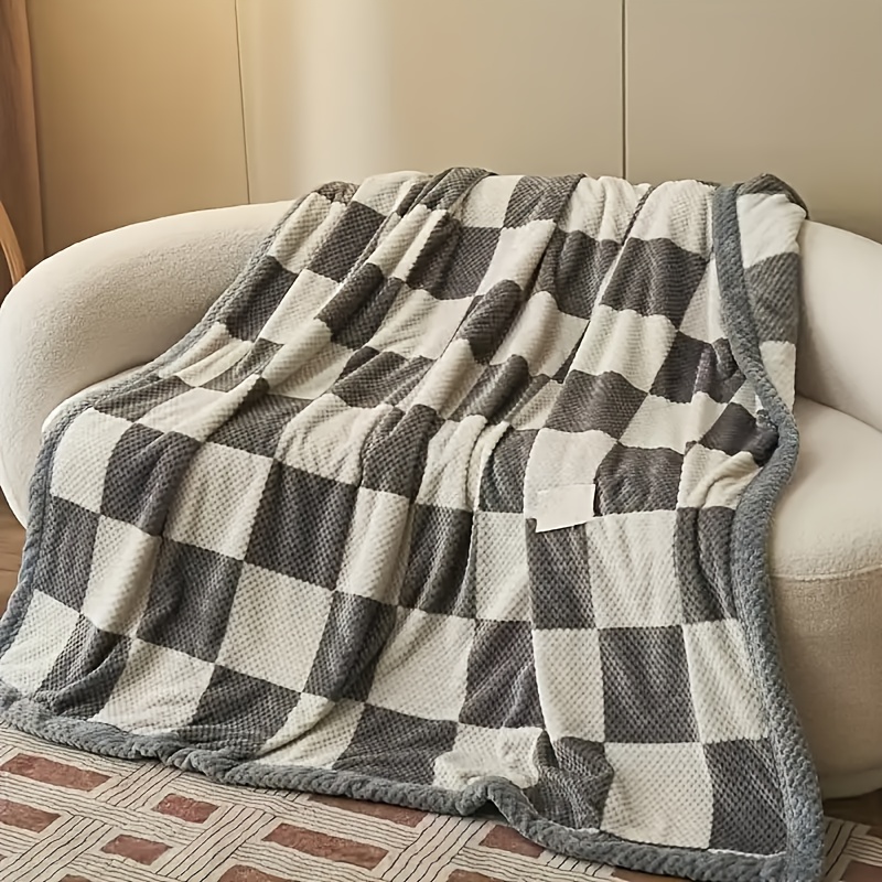 cozy plaid fleece throw blanket soft machine washable black white striped design     for bed sofa or   4 sizes       checkered pattern luxurious textured Product details 1