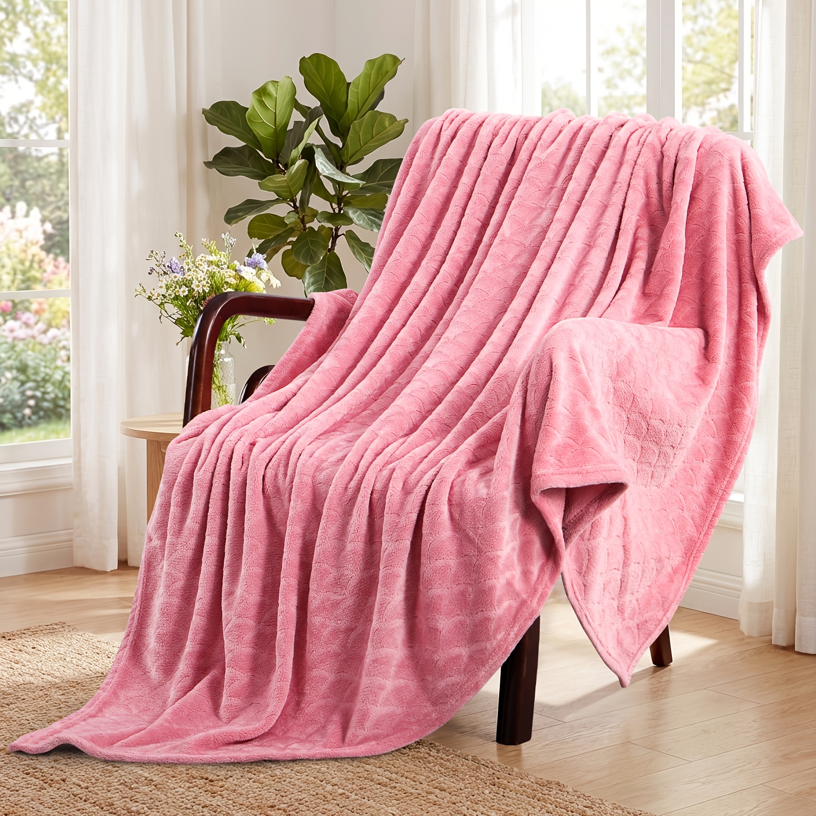 Image of Soft And Cozy Fleece Blanket, Suitable As A Sofa Blanket For Nap, As A Towel Blanket, Or As A Warm Blanket. Perfect For Office, Sofa, Bed, And Outdoor Camping, Suitable For Use And An Ideal Gift