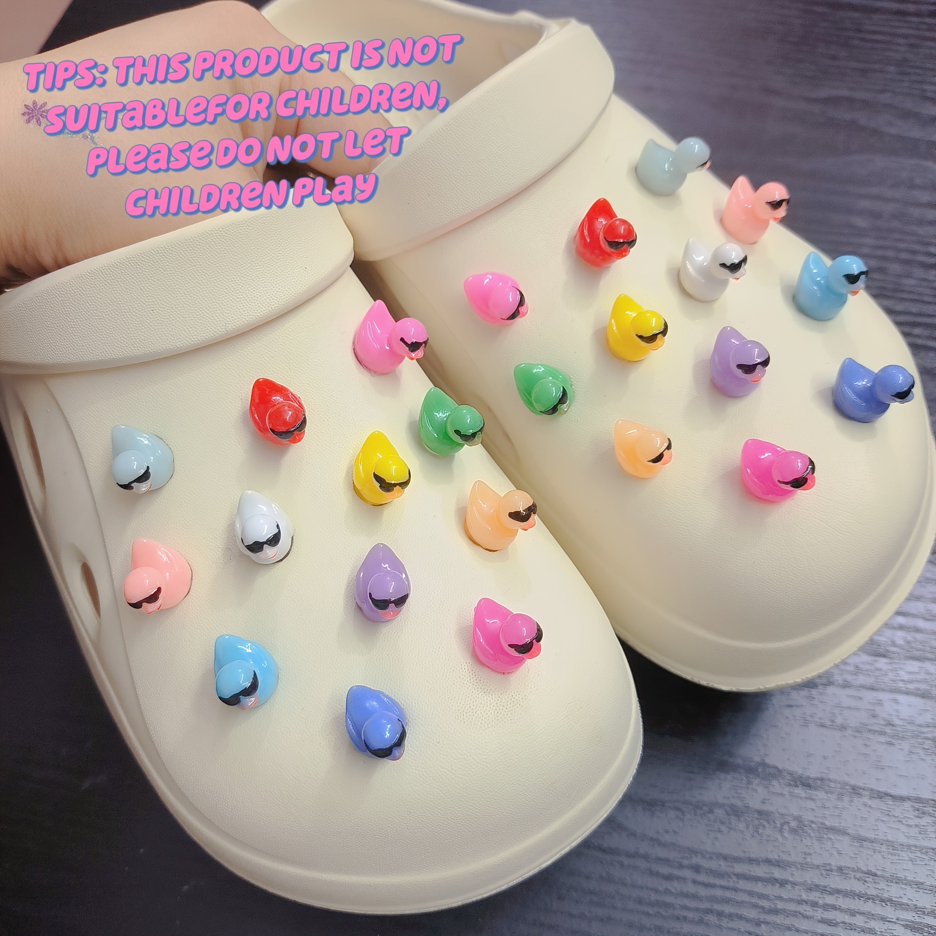 

12pcs/24pcs Cute 3d Duck Wearing Fashion Glasses Cool Duck Diy Hole Shoes Accessories Summer Sandals Garden Shoes Decorations