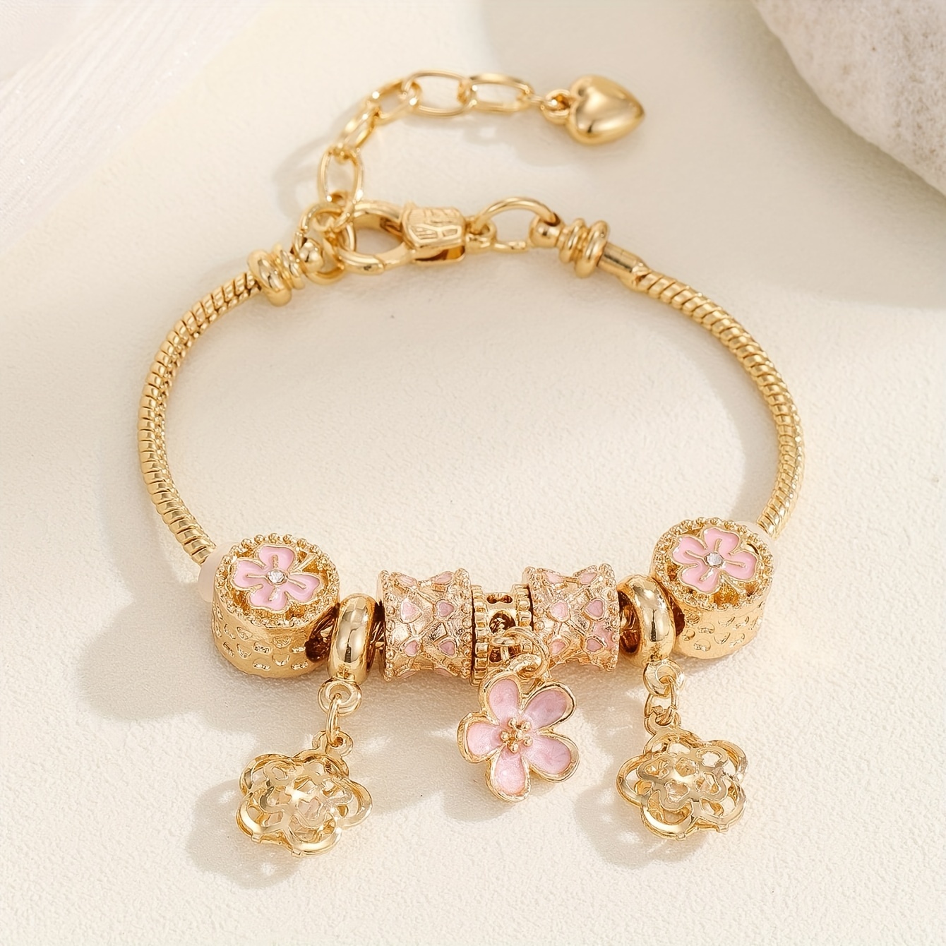 

Pink Flower Pendant Bangle Bracelet Elegant Versatile Copper Hand Chain Jewelry