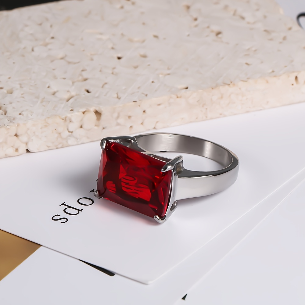 Y2K Red Queen 304 Stainless Steel Ring, Unisex Design