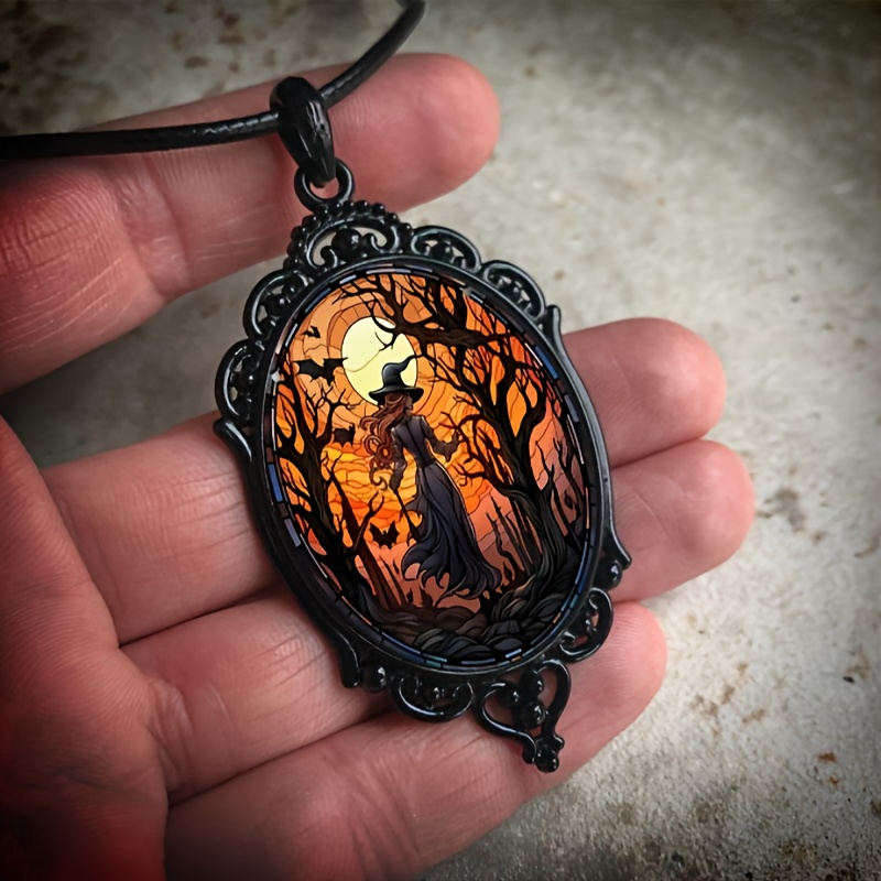 

Fashionable Retro Gothic, Pendant Necklace