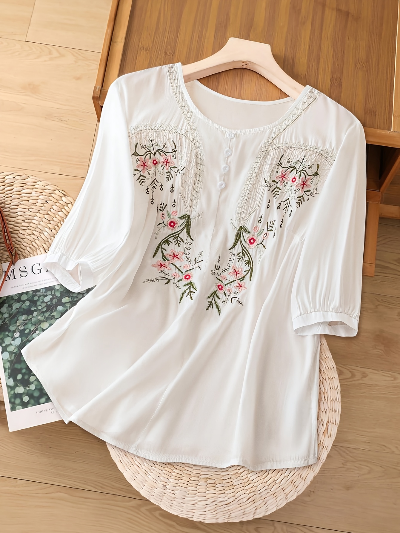 【新品】【ベージュ】ORGUE Flower embroidery blouse 00000000_zi_53a31533-fb6d-4982