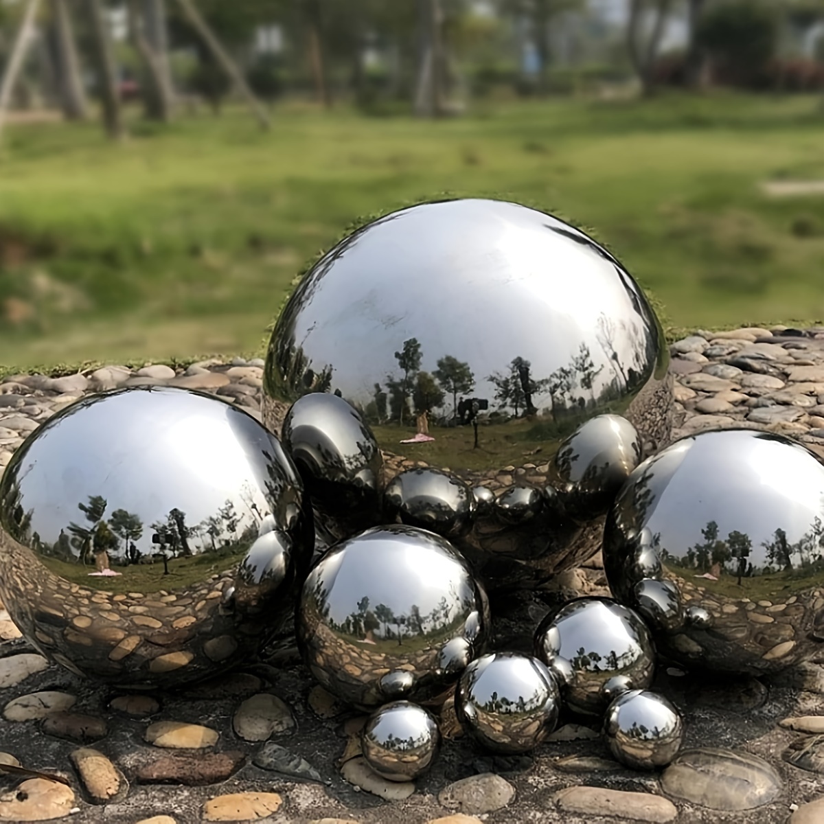 

Stainless Steel Garden Sphere - Reflective Mirror Finish, Durable Outdoor Decor Ball For Patio & Lawn, Perfect For Independence Day & Housewarming Gifts