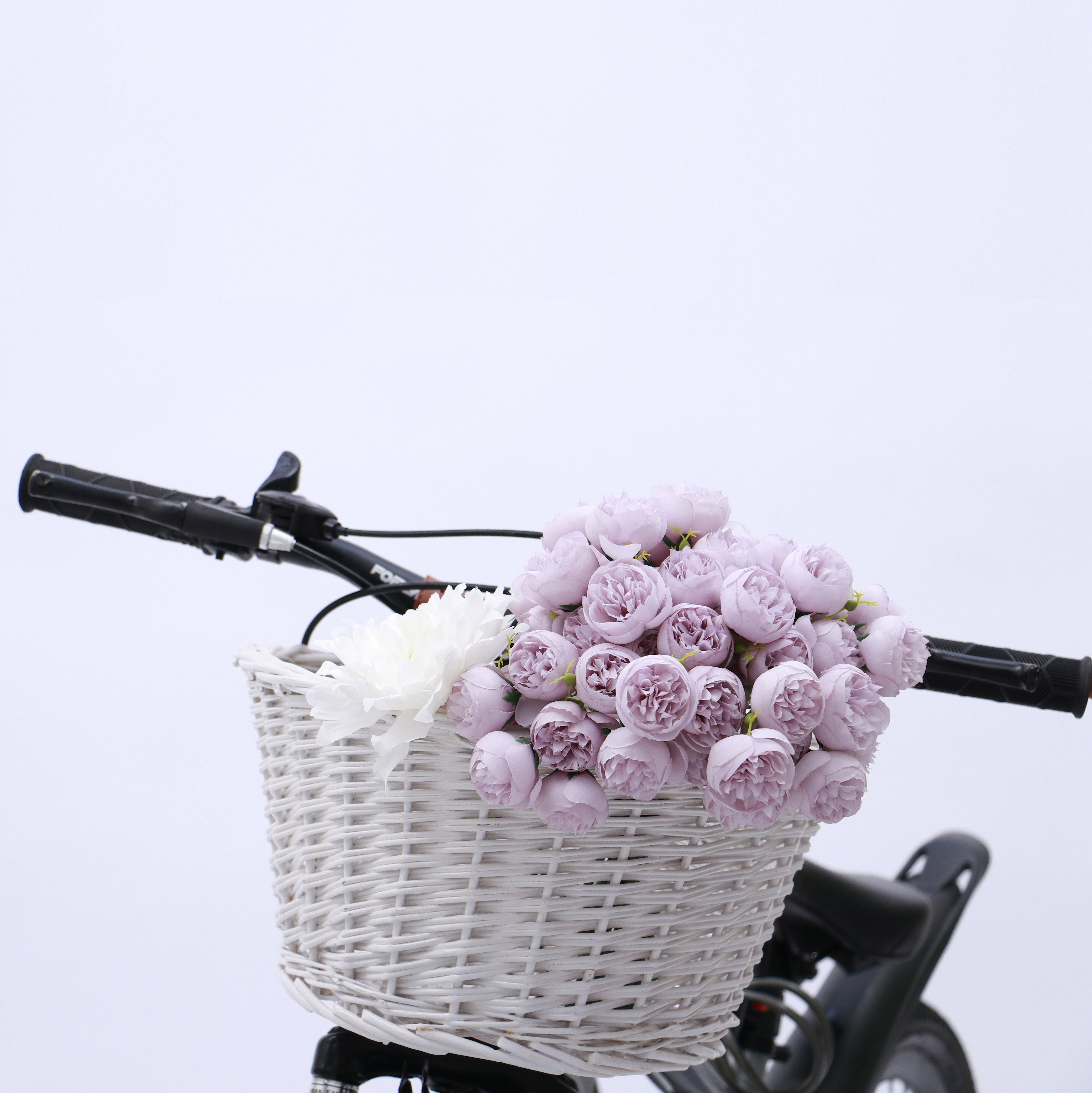 Handwoven Front Bicycle Basket, Suitable for All Bicycles and Age Groups, Brown Stylish Faux Leather, Shelf Baskets