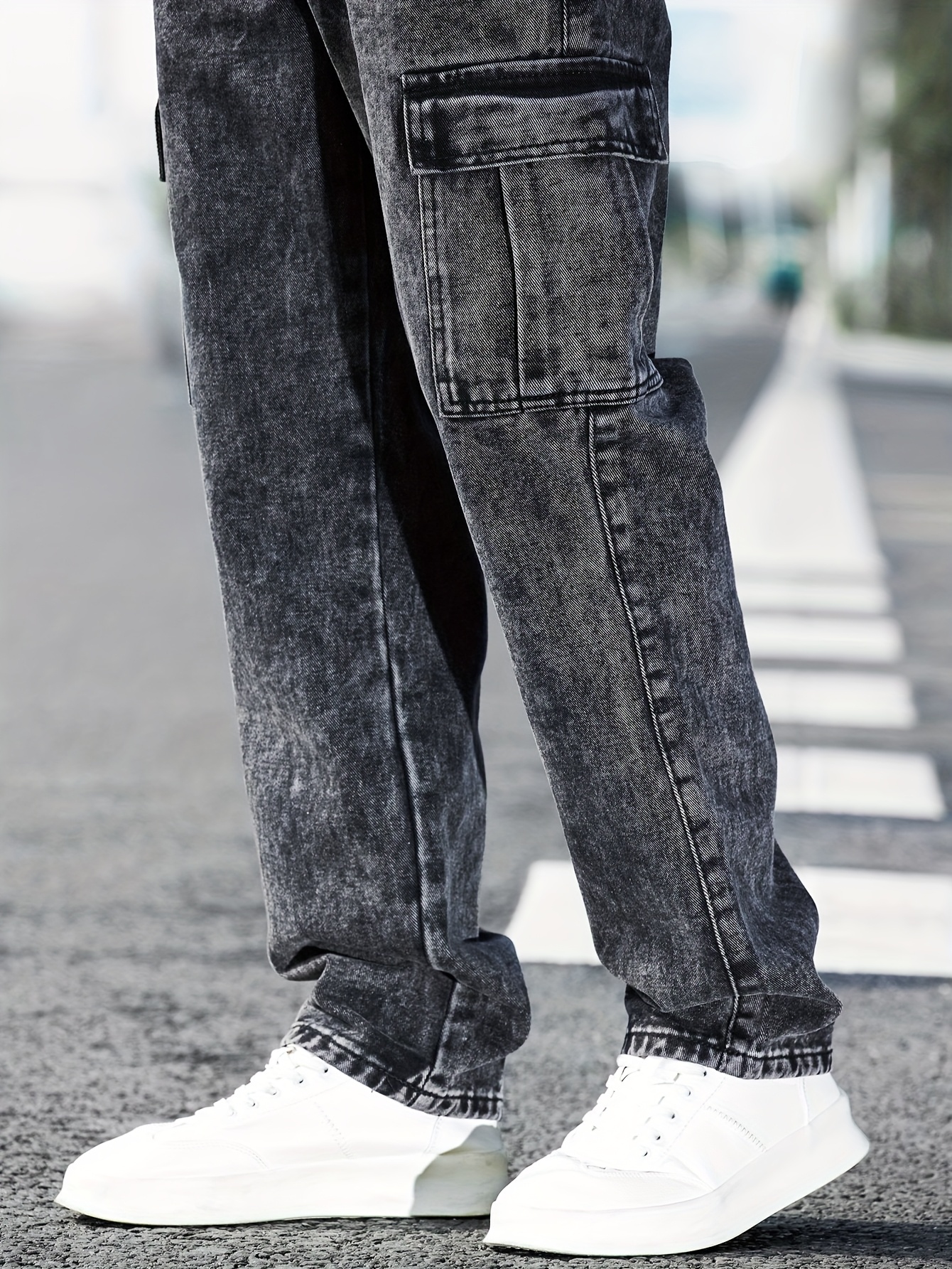 Men'S Casual Cargo Denim Jeans, Mid-Rise with Multiple Pockets, Medium Stretch Straight Leg Pants, All-Season Wear