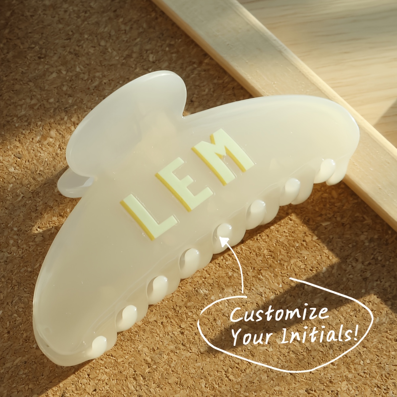TEMU Unique Acrylic Hair Clip - Elegant And Adorable Personalized Initial Design, Vibrant , Ideal For Valentine's Day Or Birthday Gift 14+