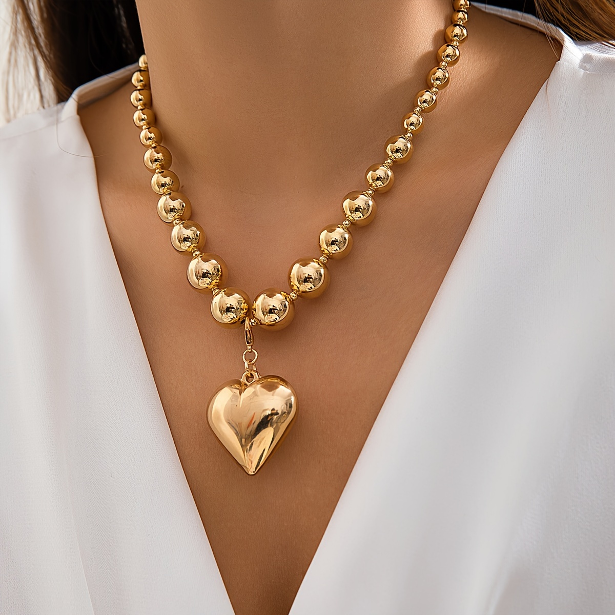 

Statement Style Necklace Large Round Bead Punk Style Golden Silvery Collar Clavicle Chain Geometric Bead Heart Pendant Necklace For Women