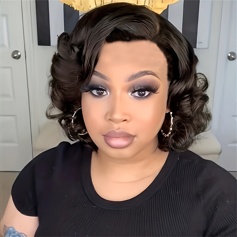 A Short, Curly, Wavy Synthetic Wig In Brown For Women, Perfect For Halloween, Christmas Celebrations, And Music Festivals