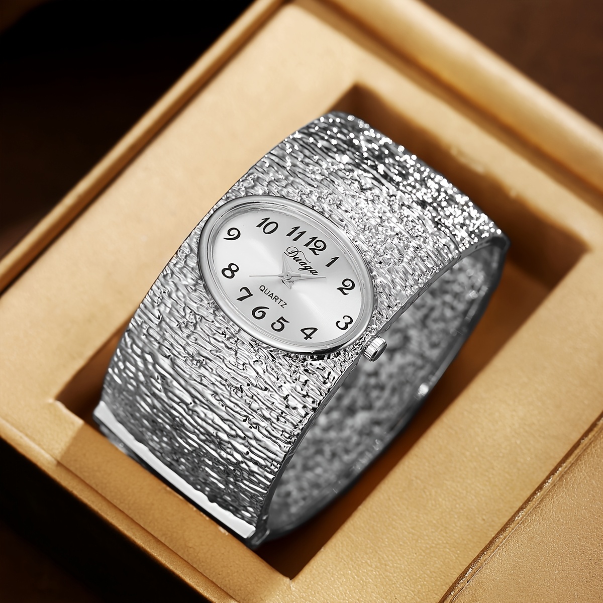 2pcs Women's Elegant Temperament Bracelet Watch + Versatile Bracelet Set, the Perfect Gift for Her on Mother's Day, Birthdays, and Anniversaries