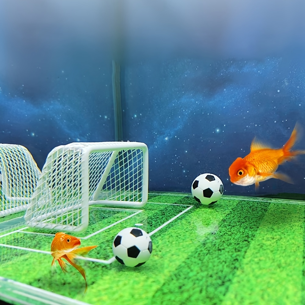 2 ピース/セット金魚水中サッカーゴー 面白い魚のおもちゃミニサッカー 