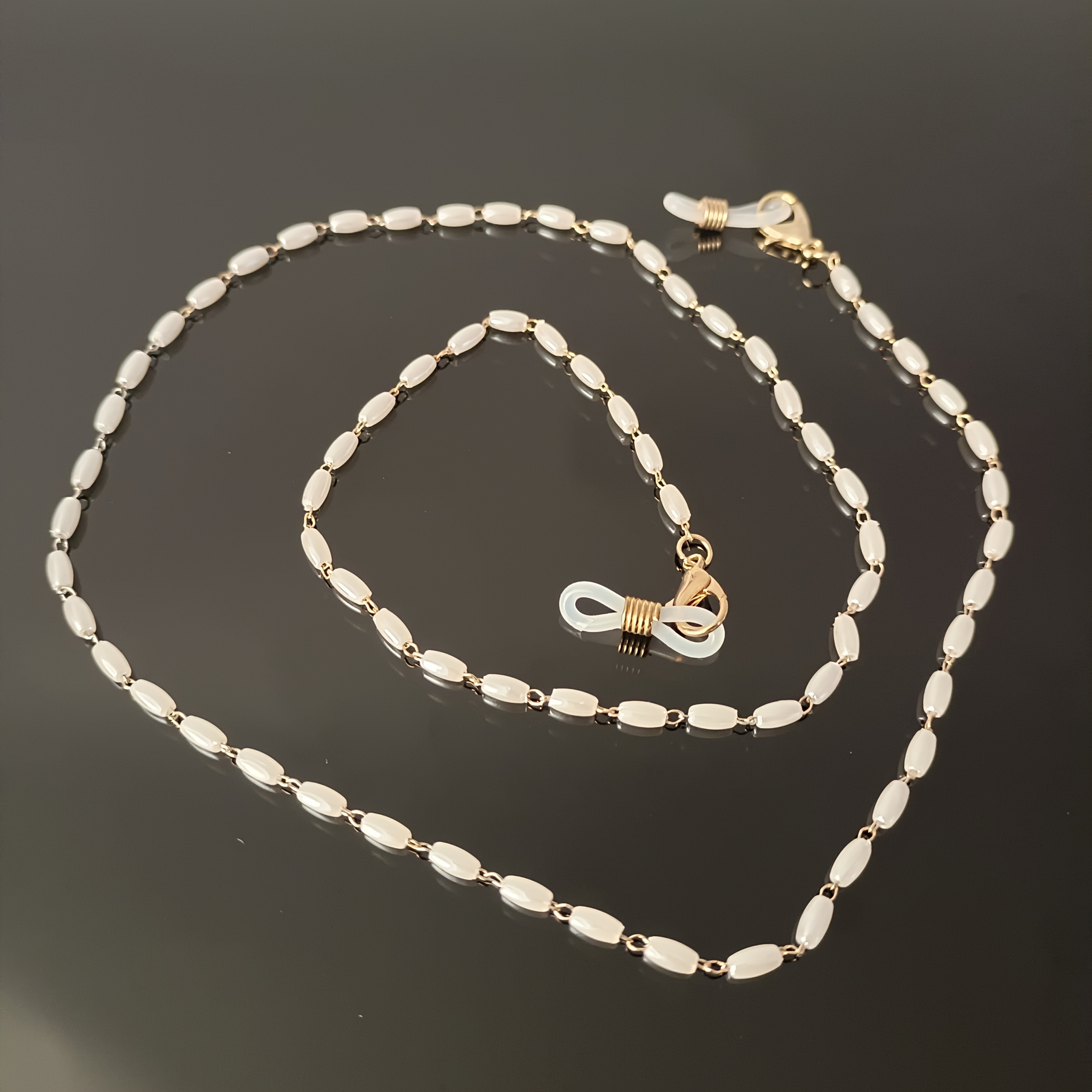 E-shop 1 Pack Damen Perlen-Brillenkette & Maskenhalter – Rutschfeste Brillenband mit vielseitigem Perlenband für Lesebrillen, Modebrillen,