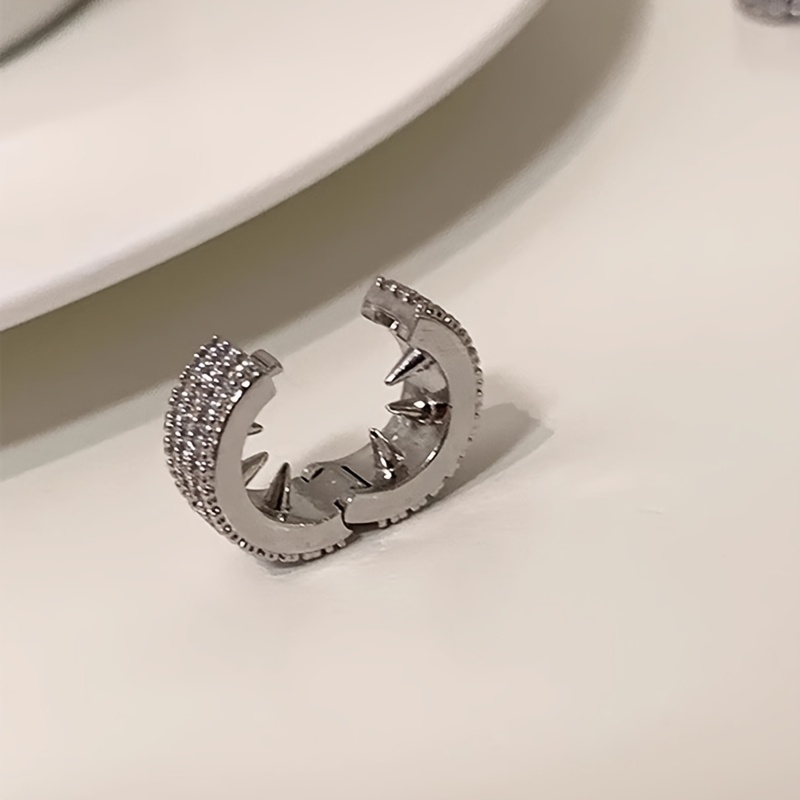 vintage inspired round   hair clip   alloy   with sparkling crystals   bangs and side styling women   accessory   hair accessories details 5