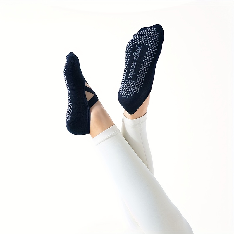 Image of Professional Non-slip Yoga Socks For Women With An Open Back, Featuring A Round Toe And Cross Straps, Designed Specifically For Pilates And Indoor Training