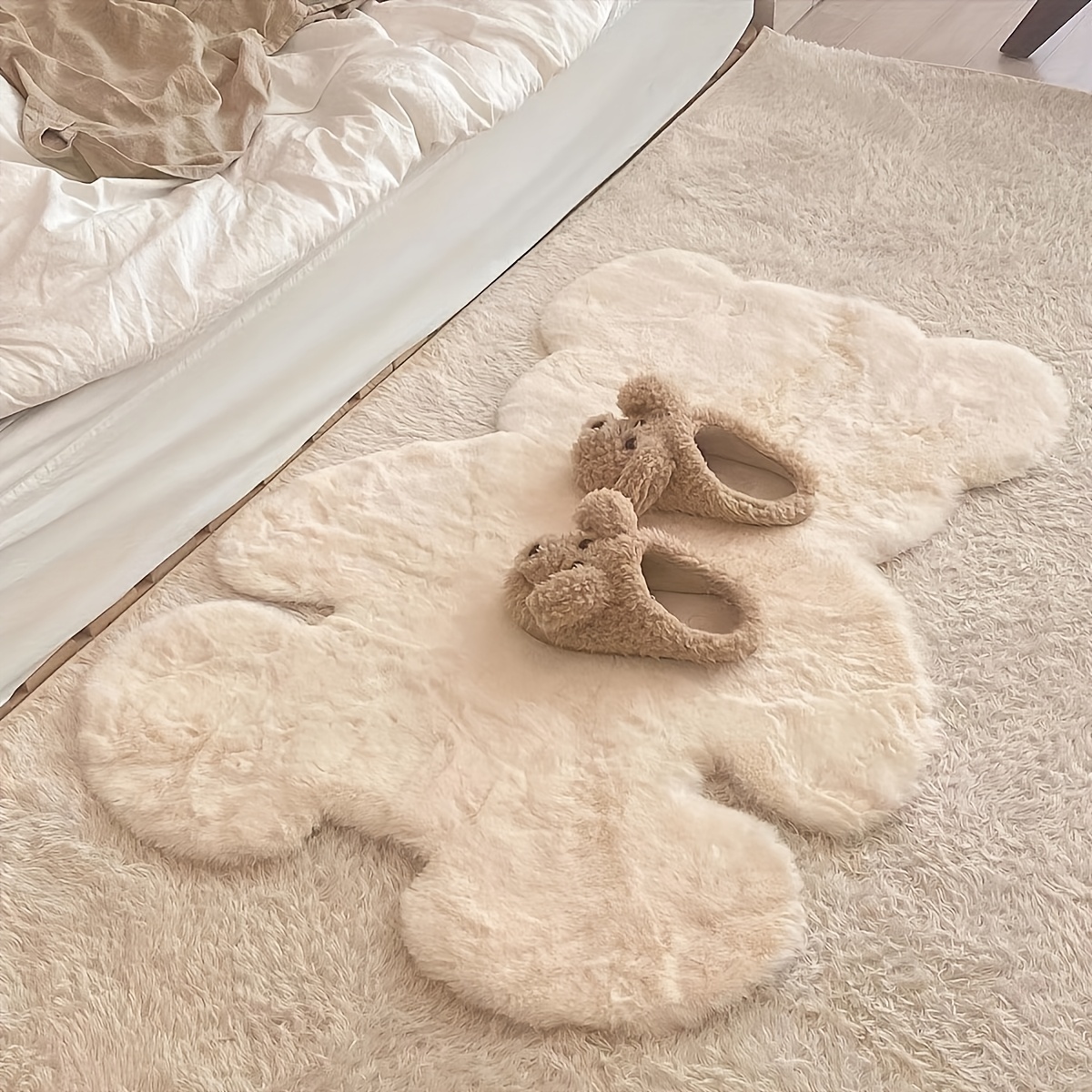 E-shop Kaninchen Plüsch Kurzer Plüsch Ultra-Glatte Zarte Handfühlung Teddybär Geformte Weiche Bequeme Teppichmatte Geeignet für Schlafzimmer