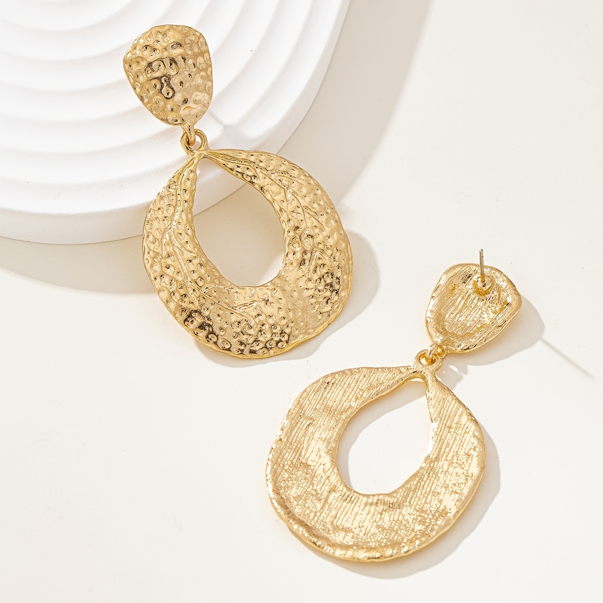 Women's Exaggerated Western Style Irregular Large Circle Earrings