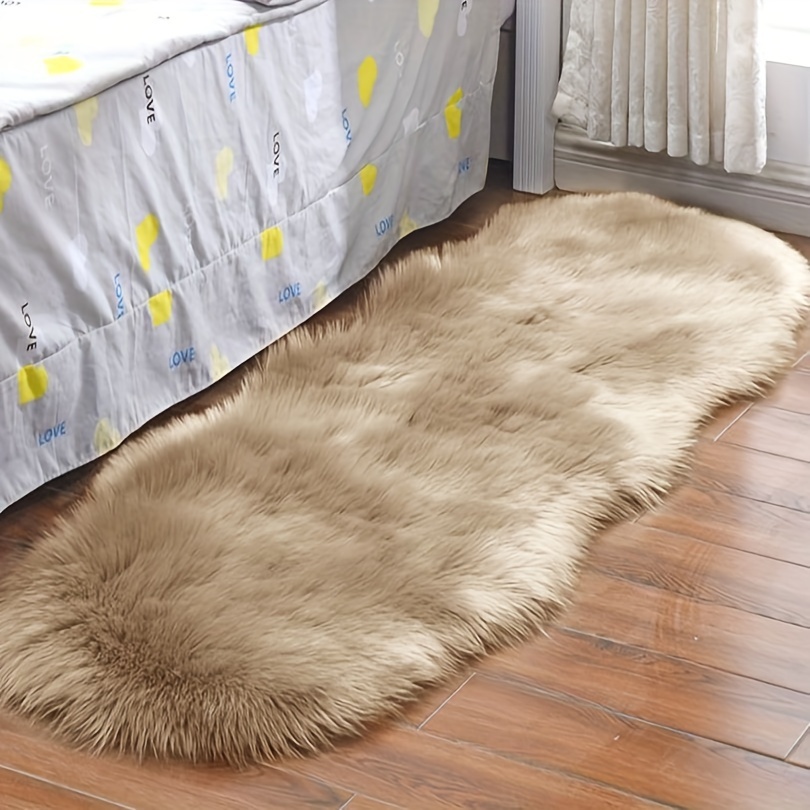 1pc 90cm X 60cm Thick 4cm Khaki Long Plush Wavy Shaped Living Room Bedroom Carpet Mat, Multi-sizes Optional, Khaki Wave