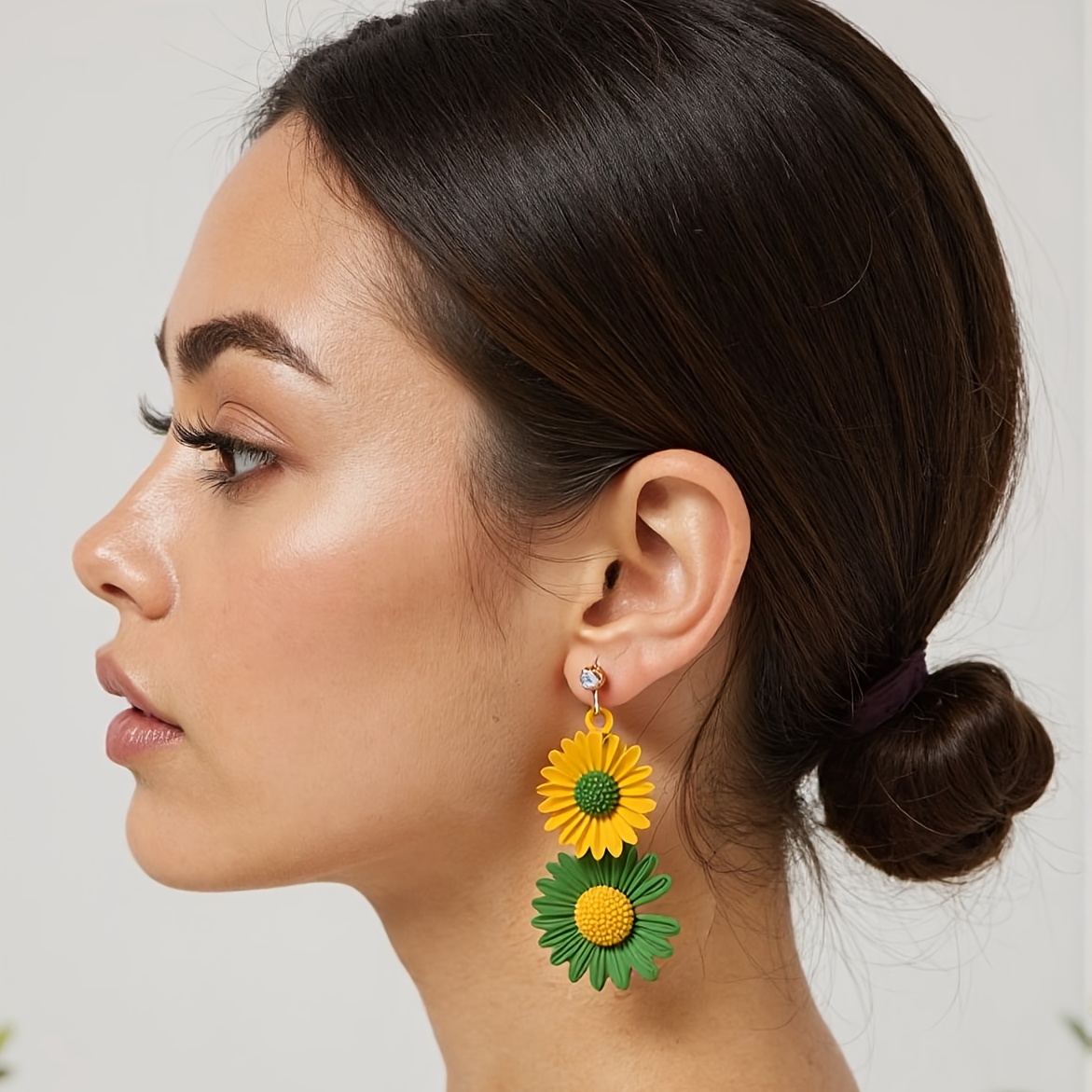 Pair Of Long Sunflower Drop Earrings, Fresh Niche Premium Ear Jewelry