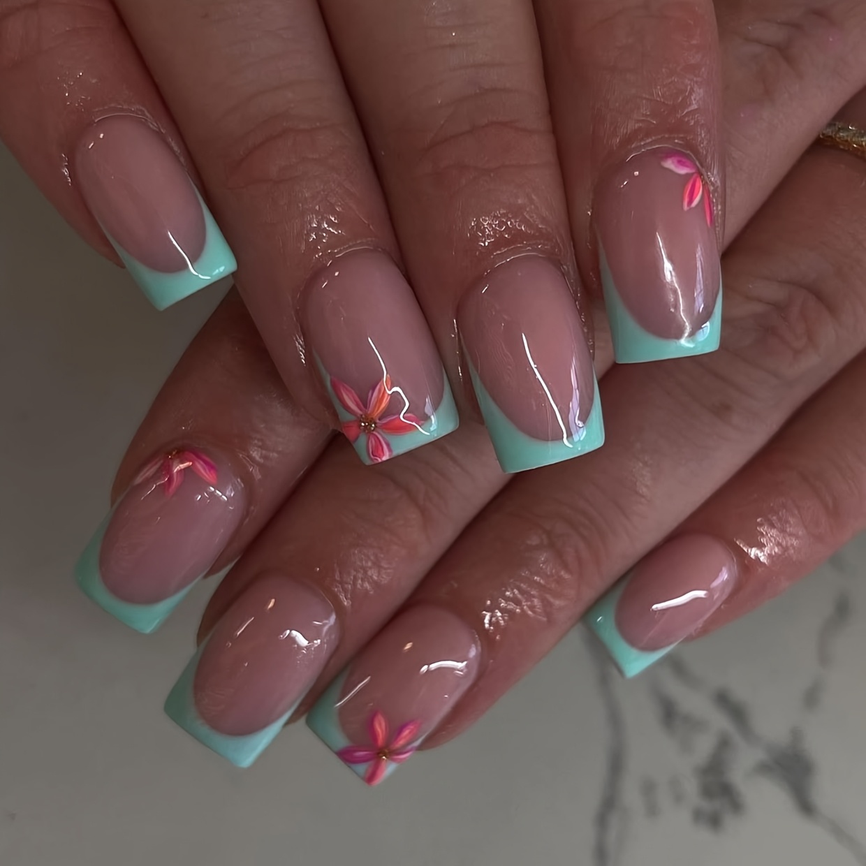 TEMU 24pcs Of Square-shaped Light Nail Art Suitable For Women's Removable Manicure