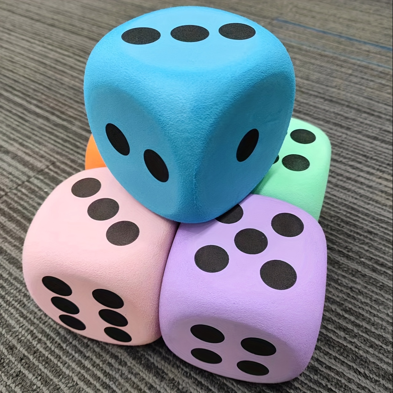 Small Plastic Dice 8MM in Straight Style China Manufacturers Suppliers  Factory Exporter 200 Green Dice Small MINI - 8MM