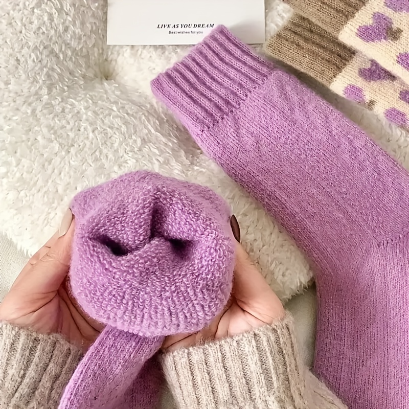 

4 paires de chaussettes en épais pour femmes, motif cœur, chaudes et douces, longueur , hiver, 95% polyester 5% élasthanne, poids de tissu 396 g/m², lavable à .