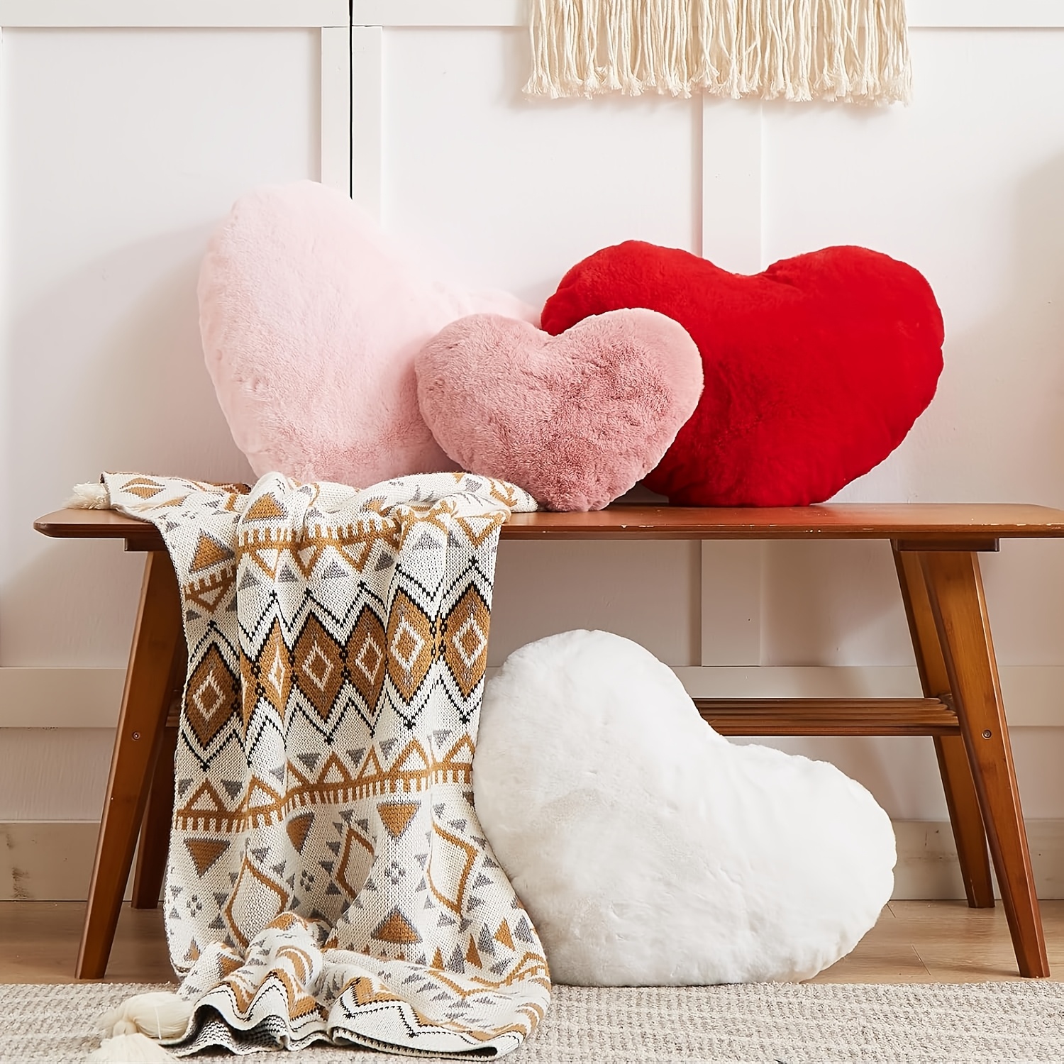 Valentinstag Herzförmige Kissen, herzförmige Kissen, in niedlichem und weichem Rot, Rosa, Weiß, Schwarz und Grau, sind dekorative Geschenke für Zuhause, Bett-Kissen. Sie sind unverzichtbare Geschenke