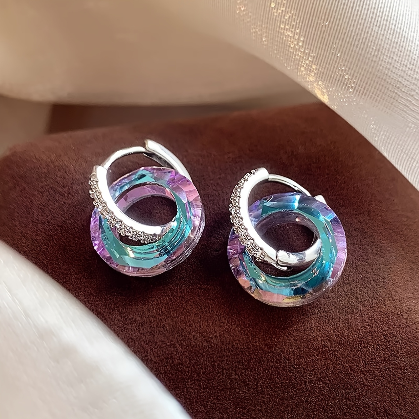 E-shop 1 Paar Einzigartige Klassische High-End Geometrische Bunte Design Kupfer Mikro-Pavé Kubische Synthetische Zirkonia Damen Urlaub Party Ohrringe