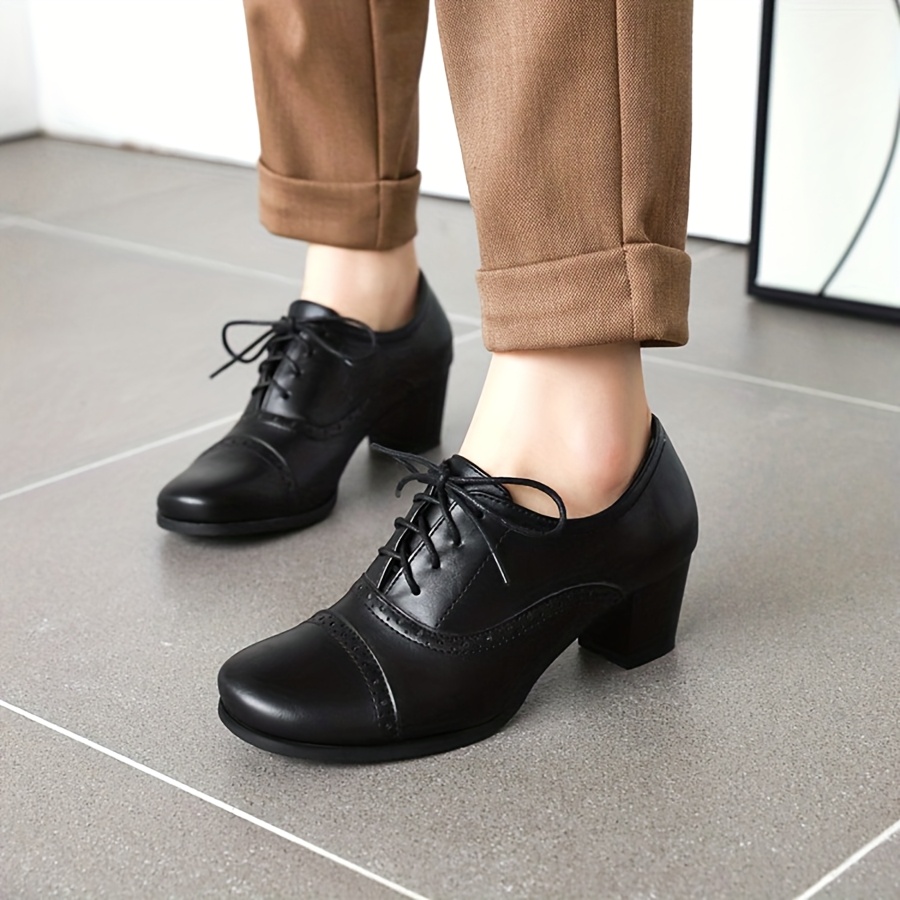 Vintage Brown Wingtip Oxfords Close Up