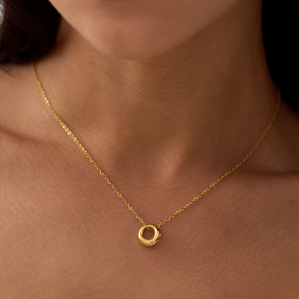 TEMU Collier en acier inoxydable avec cercle éternel plaqué or , collier à petit cercle pour femme, chaîne clavicule facile à enfiler, idéal pour un