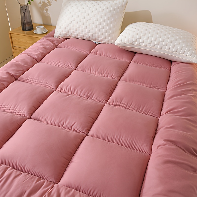 1pc Luxury Mattress Topper, Instant Warmth for Winter Cold Protection, Ultra-Soft, Comfortable, and Thickened Thermal Pad with Four-Corner Straps, Three-Dimensional Quilted Mattress Protector. Skin-Friendly, Breathable, and Fluffy, the Top Choice