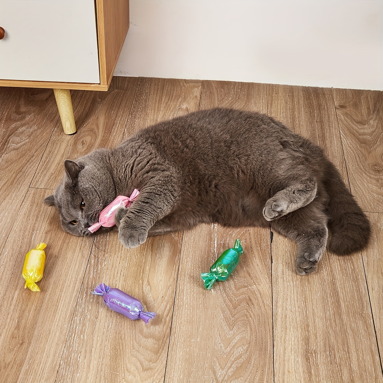 

Jouet pour Chat en de Guirlande de Noël Stimule la Curiosité et l'Autodivertissement pour Soulager l'Ennui, Multicolore Émis