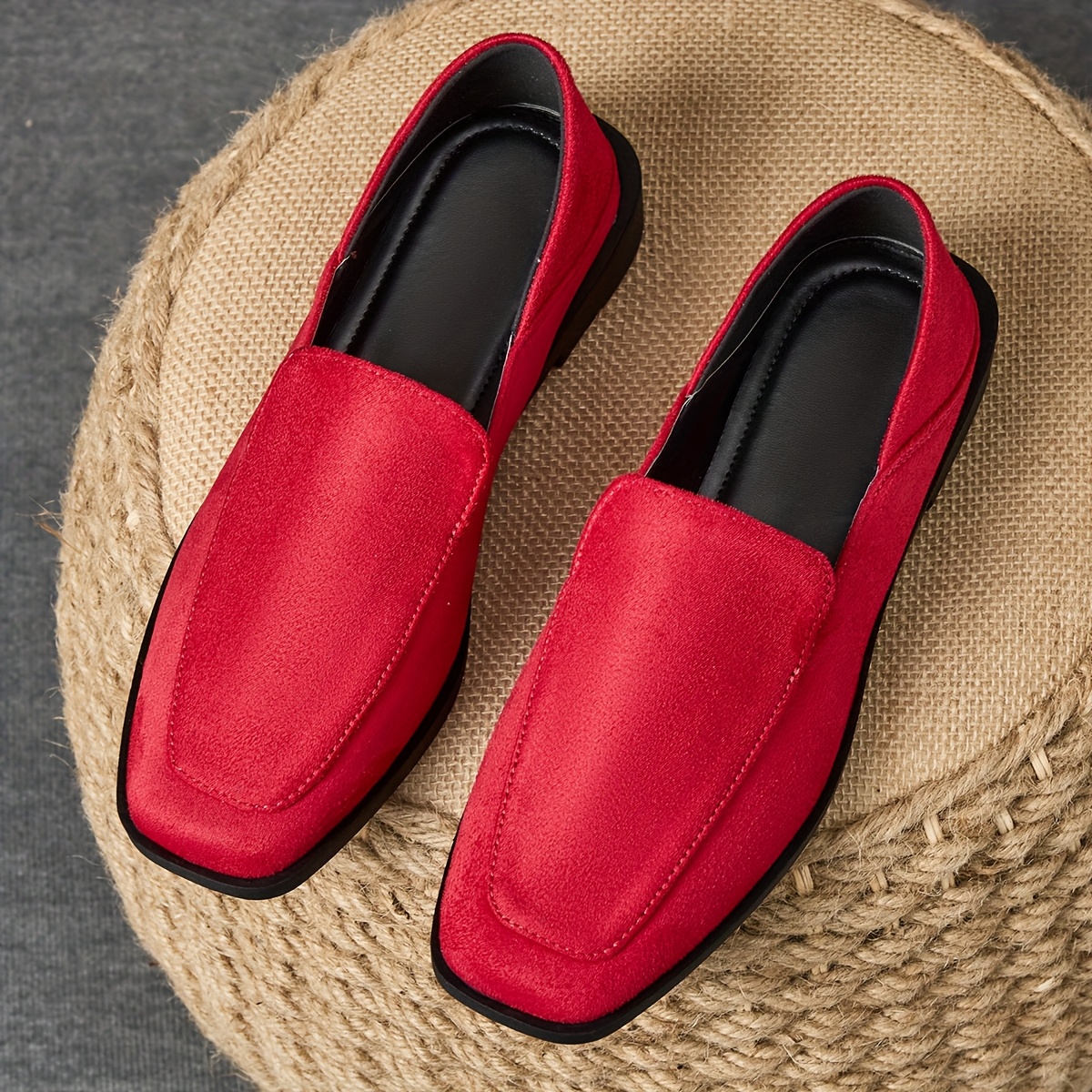 Pair Women'S Versatile Stylish Red Velvet Loafers Comfortable Slip-On  Oxford Shoes with Rubber Sole Non-Washable, Round Toe Design