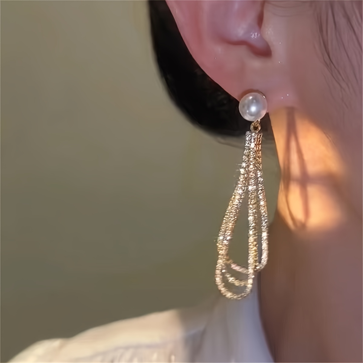 1 pair of dangle earrings inlaid artificial pearl sparkling tassel design golden or silvery make your call dupes luxury jewelry details 1