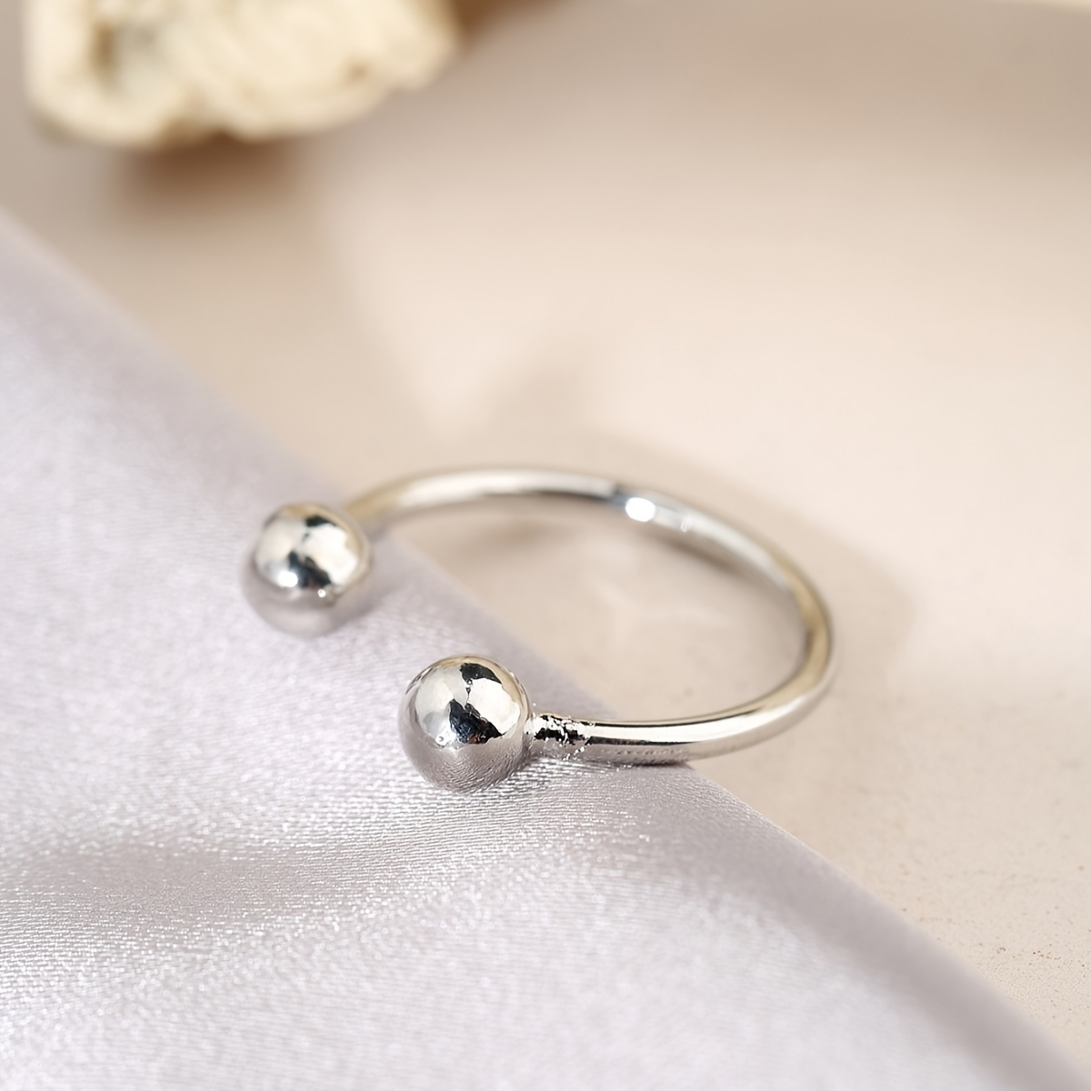 Image of 1pc - European And - Copper - Exquisite Minimalist Double Ball - Unisex Personalized Fashion Adjustable - Suitable For Wedding Wear, Daily Wear, Christmas, Halloween Wear, Suitable For Holiday Gifts