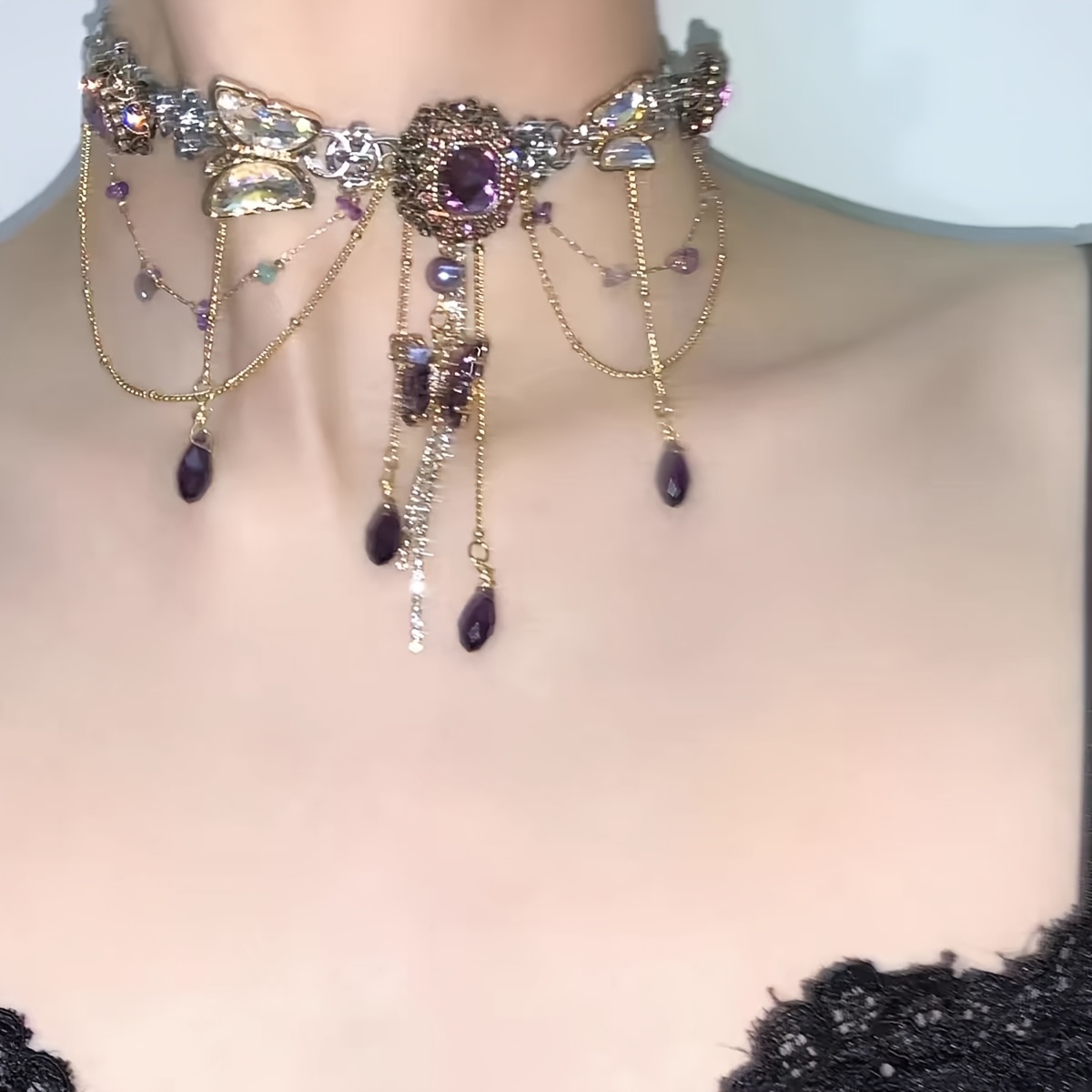 TEMU Collier ras du cou ras-de-cou à pompons multicouches avec papillon , mode vintage violette F127
