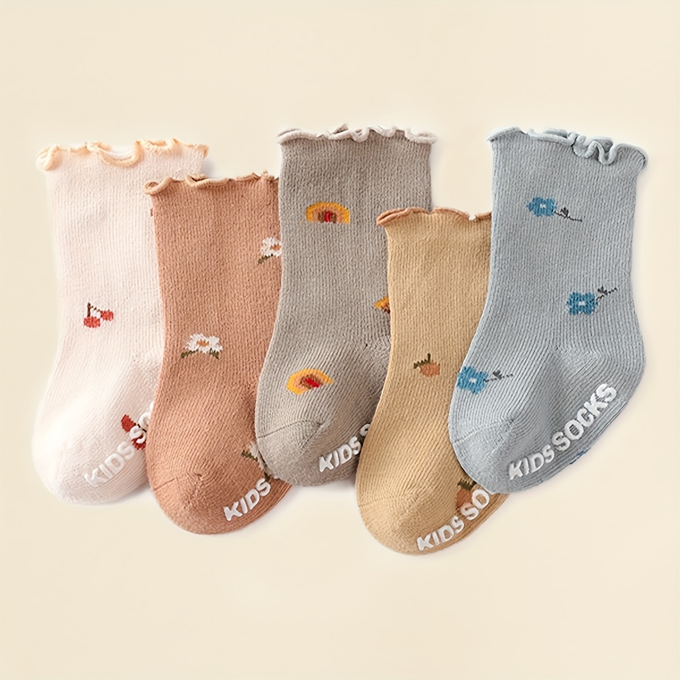 E-shop Fünf Paar kleine Blumen-Kurzsocken für Kinder, Jungen oder Mädchen mit Blumenmustern