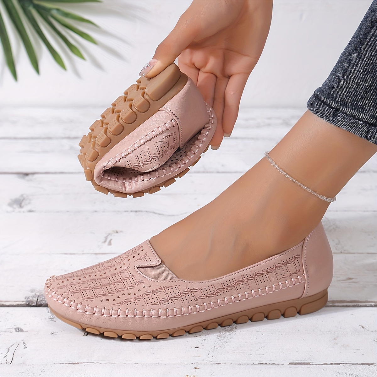 

Women's Solid Color Flat Shoes, Casual Soft Sole Slip On Shoes, Lightweight & Comfortable Shoes