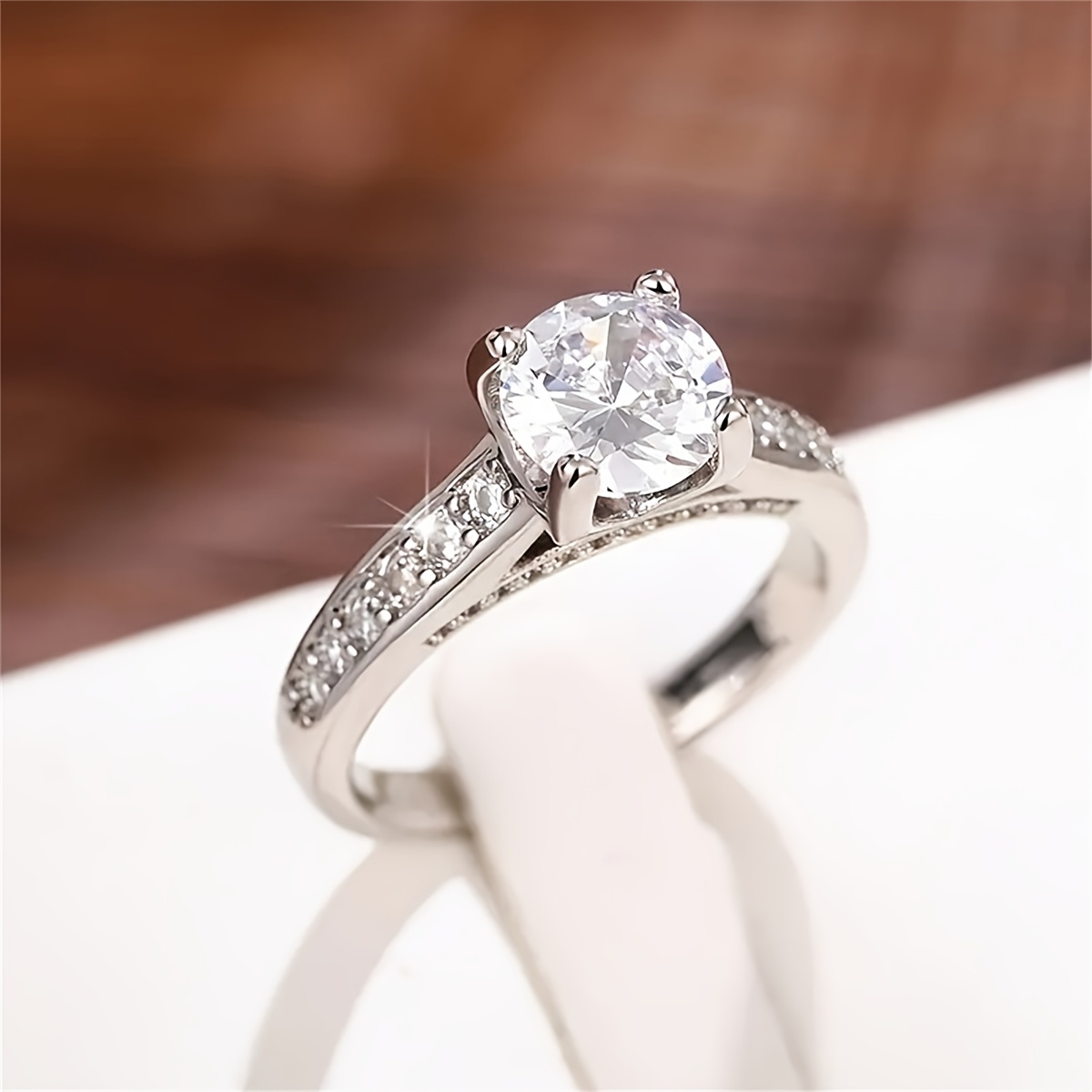 Women's Elegant Light-Luxury Temperament Ring, Unique Office Accessory