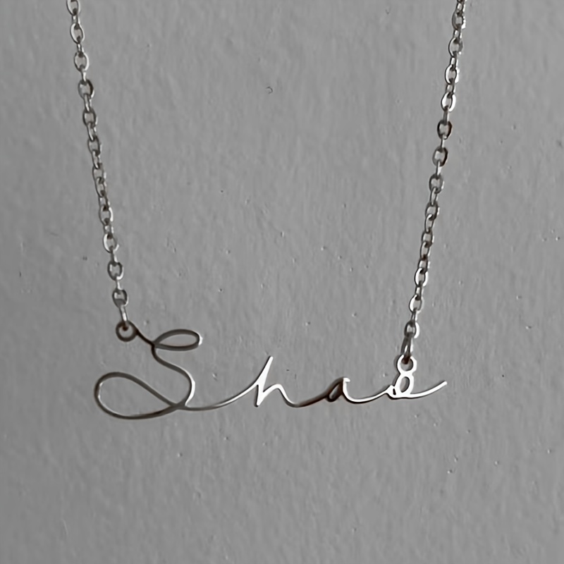 Personalized Women's Fashion Pendant Necklace, Customizable Names
